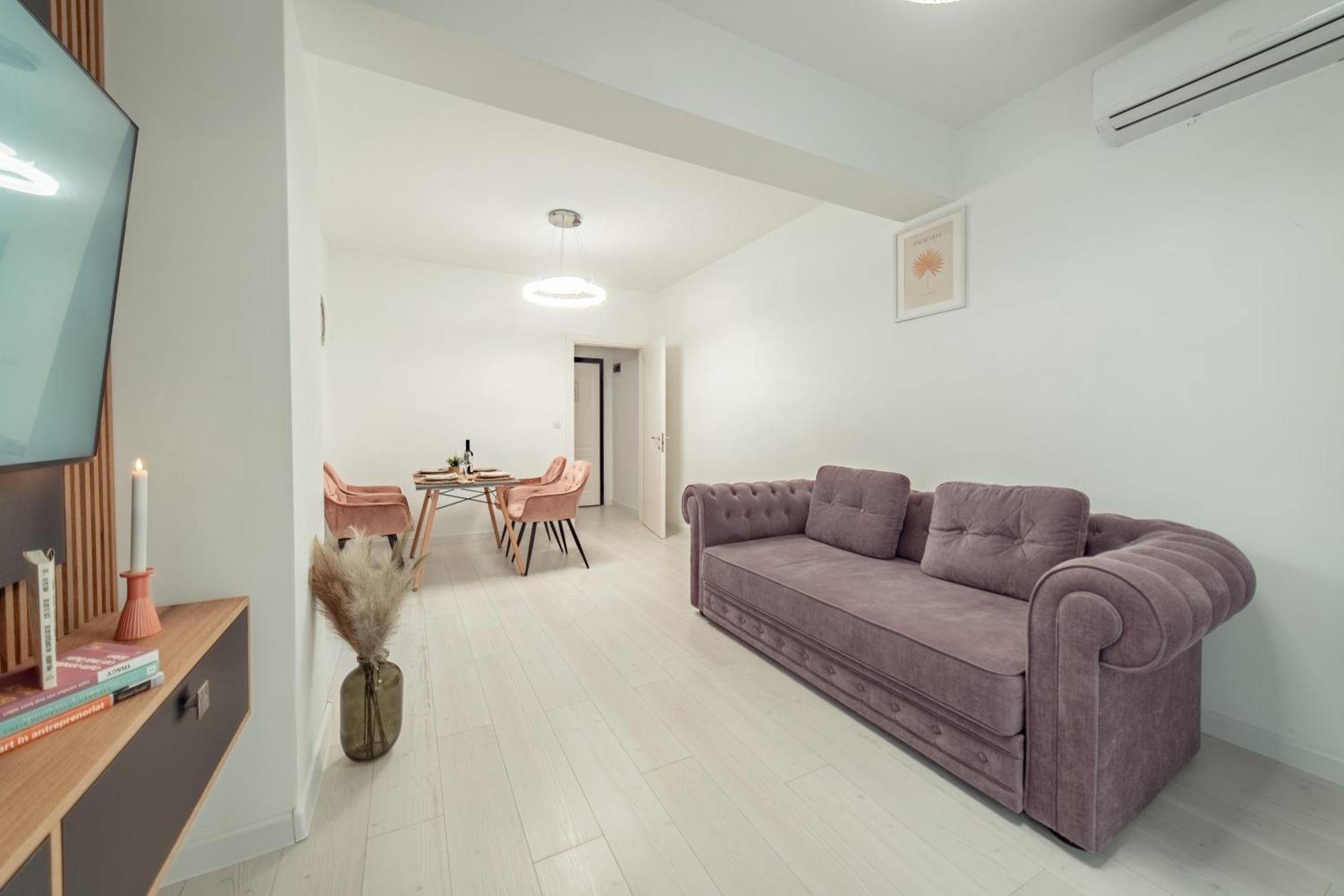 Cozy Aparthotel - Ultracentral Luxury Apartments Яссы Экстерьер фото